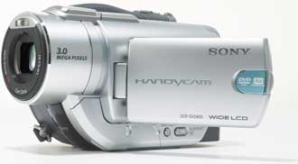 Рис. 7. DVD-видеокамера Sony DCR-DVD405E